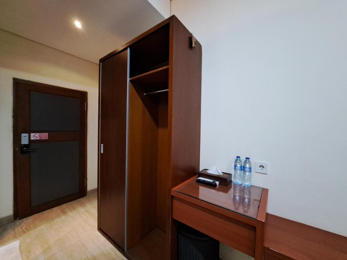 Dewi Uma House Hotel Denpasar  Luaran gambar