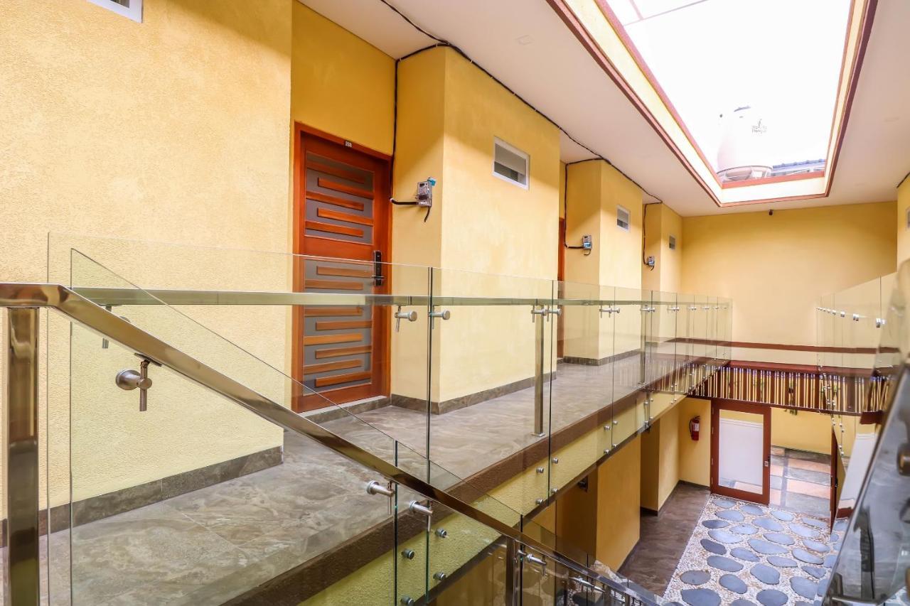 Dewi Uma House Hotel Denpasar  Luaran gambar